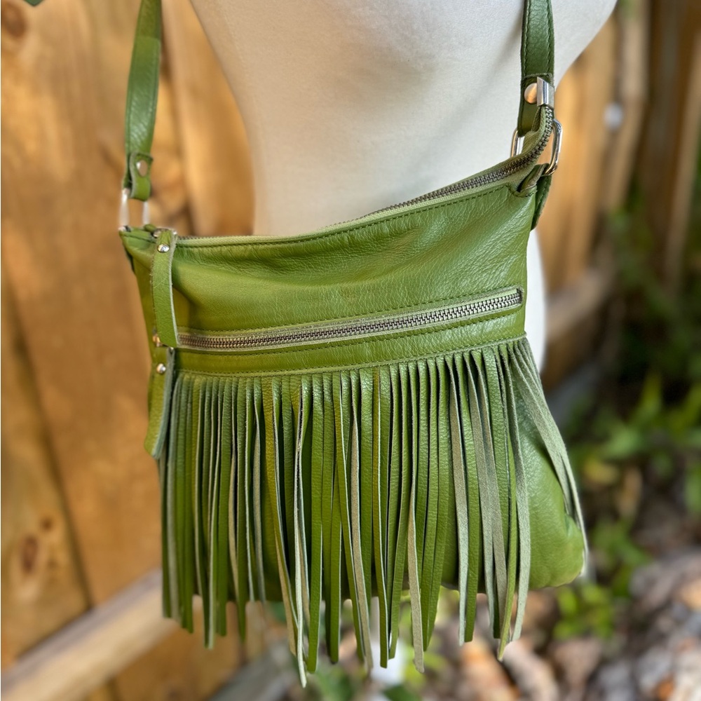 INNUE Italian Leather green leather fringe boho crossbody bag.